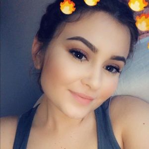 Meet your Posher, Molly